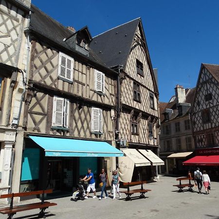 Appartement Coquet Centre Ville Filigrando Bourges Esterno foto