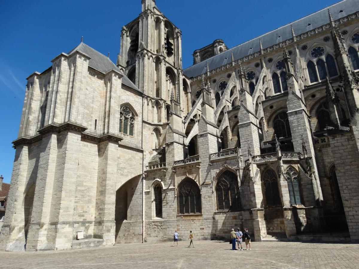 Appartement Coquet Centre Ville Filigrando Bourges Esterno foto