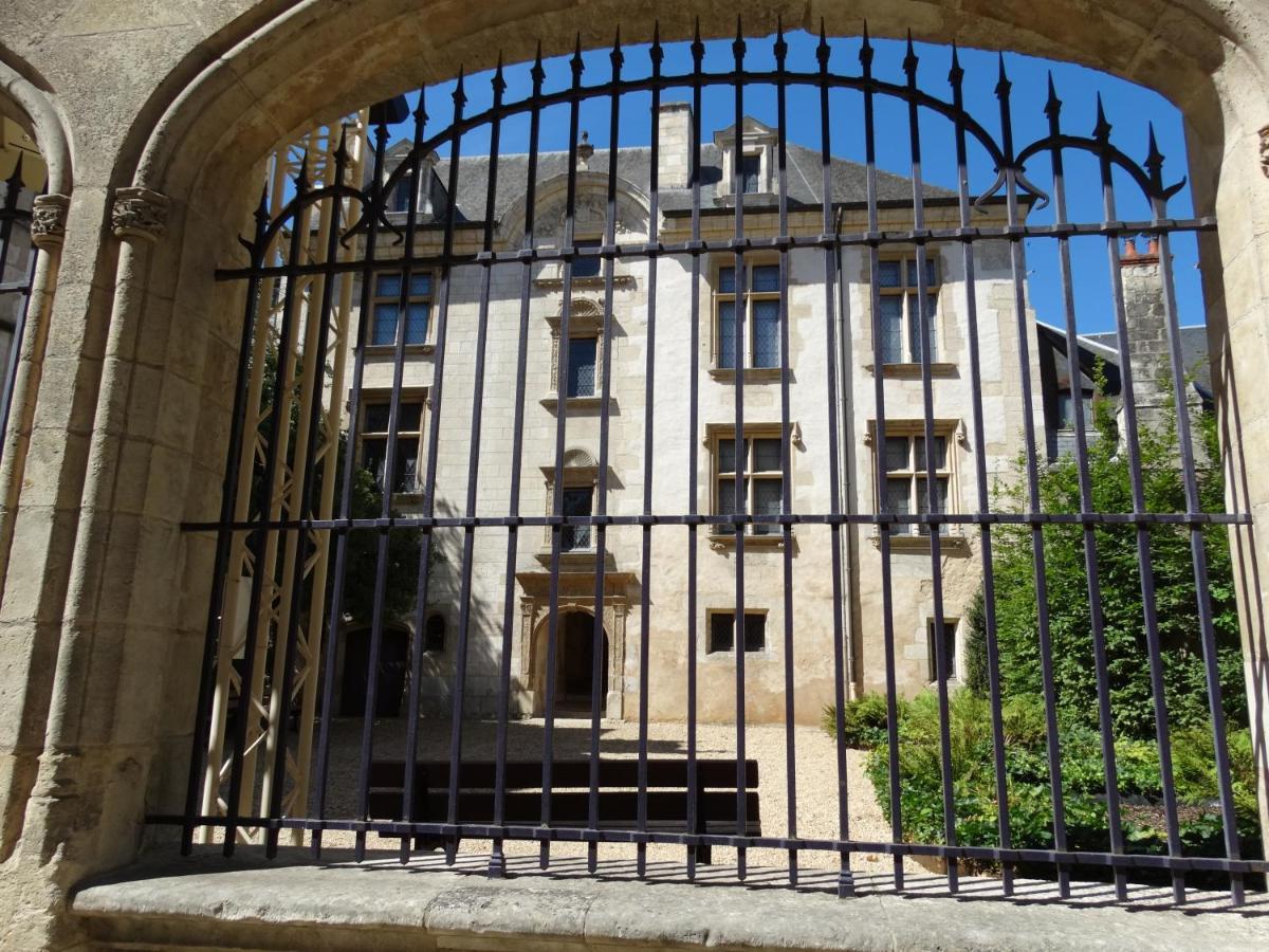 Appartement Coquet Centre Ville Filigrando Bourges Esterno foto